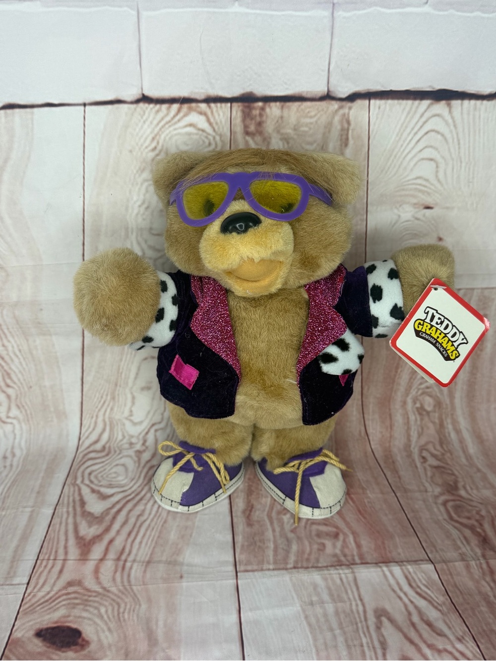 Vintage 1990 Teddy Grahams Applause Nabisco Plush Bear Sunglasses 10” Tagged